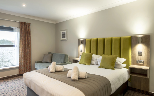 The Hog's Back Hotel & Spa Farnham