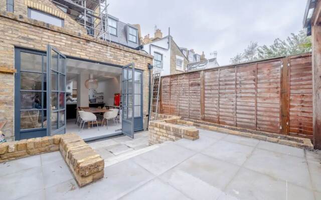 Luxurious & Unique 3BD House - Brixton