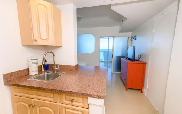 SeaStays Apartments