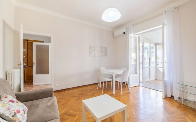 Sea View Central Apartment