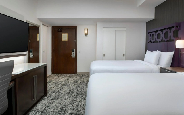 Courtyard by Marriott San Diego Downtown
