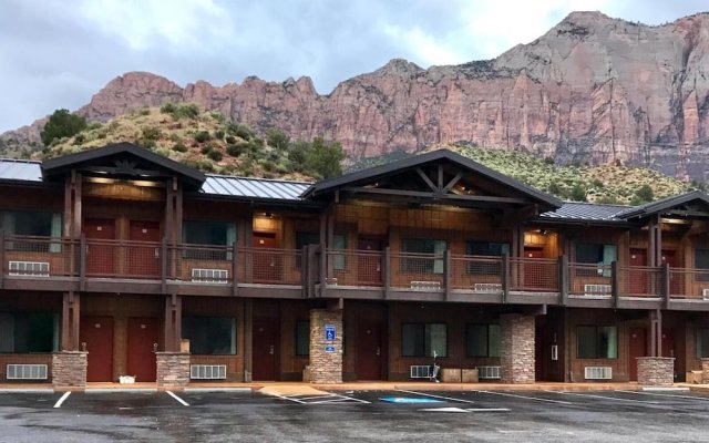 Zion Canyon Lodge