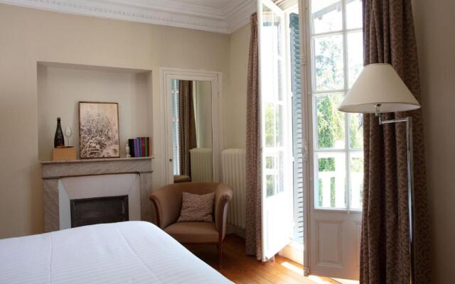 Hotel The Originals Le Jardin des Plumes (ex Relais du Silence)