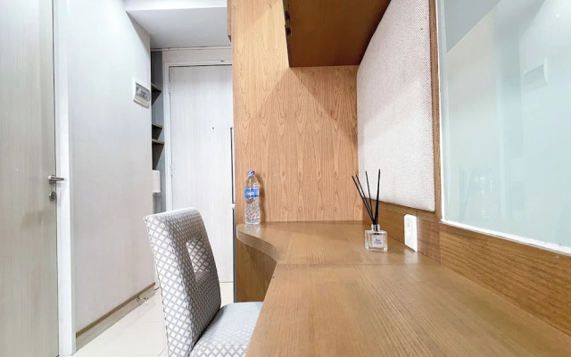 Good And Comfy Studio At Azalea Suites Apartment