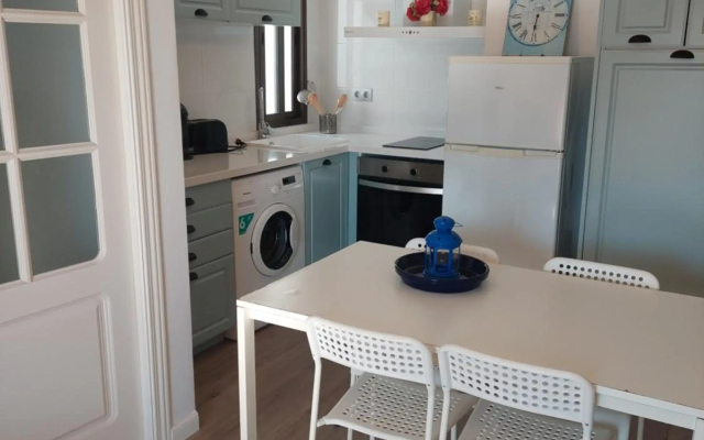 New apartment urb frontline with garage+AC+netflix