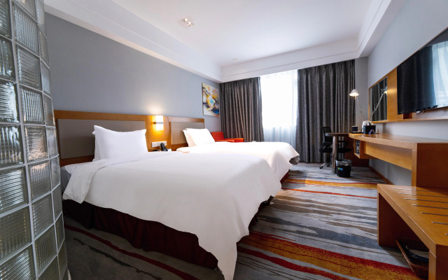 Holiday Inn Express Daocheng Yading