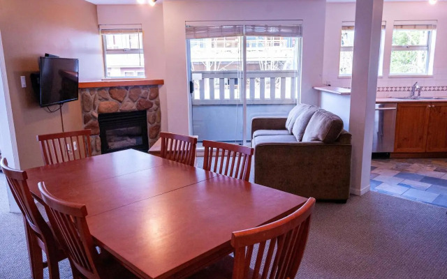 Bear Lodge Two Bedroom by MVA