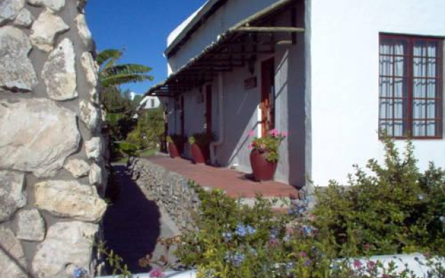 Baviana Beach Lodge