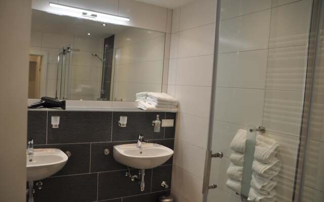KM Hotel