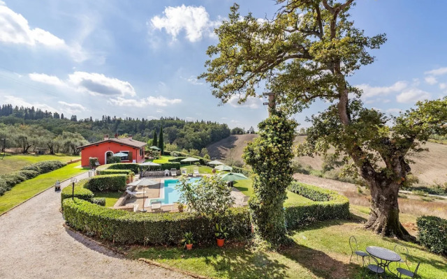 Maramaldo Gallonero Shared Pool Chianti