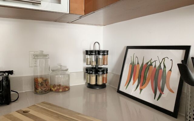 Miami World Rental - Midtown 608