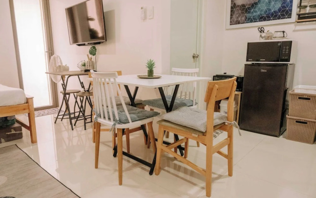 Tropical Bliss in the Metro