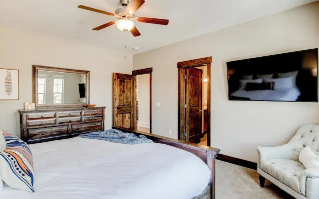 Noah s Retreat by Boutiq