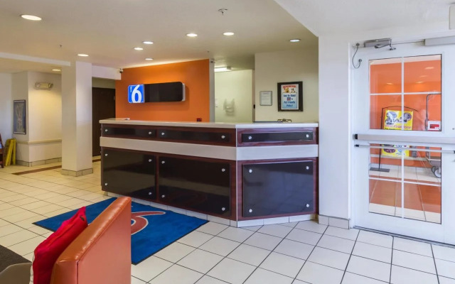 Motel 6 Huron, OH - Sandusky