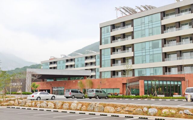 Mungyeong Saejae Resort