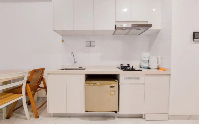 Comfortable 2BR at Sky House BSD Apartment