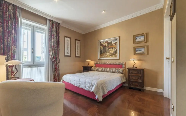 San Pietro Exclusive Panoramic Flat