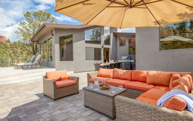 The Viewpoint by Avantstay Luxe Home + Spa/views