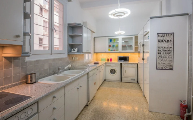 Capricorn - Luxurious Apartment in Kolonaki