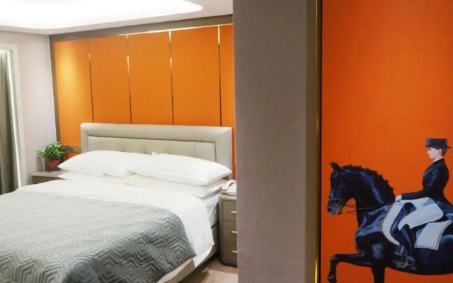 Vienna Hotel (Chuanxin Drum Tower Metro Station, Beijing Road)