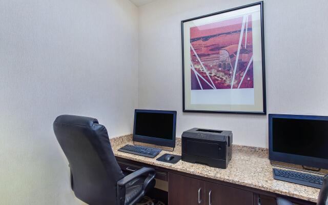 Holiday Inn Louisville Airport - Fair/Expo by IHG