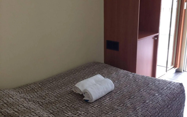 Liberty Plains Motor Inn