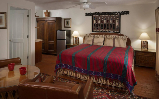 Casa Blanca Inn