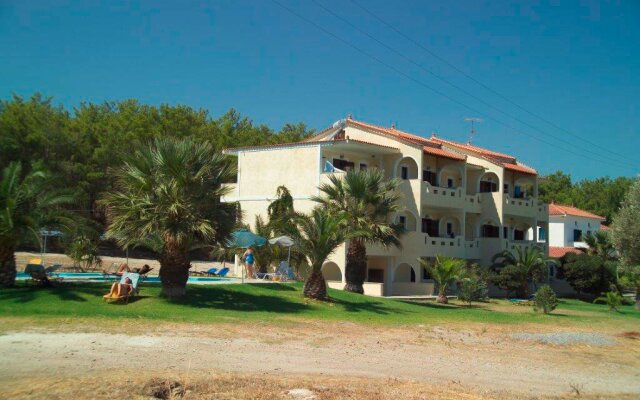 Zeus Hotel
