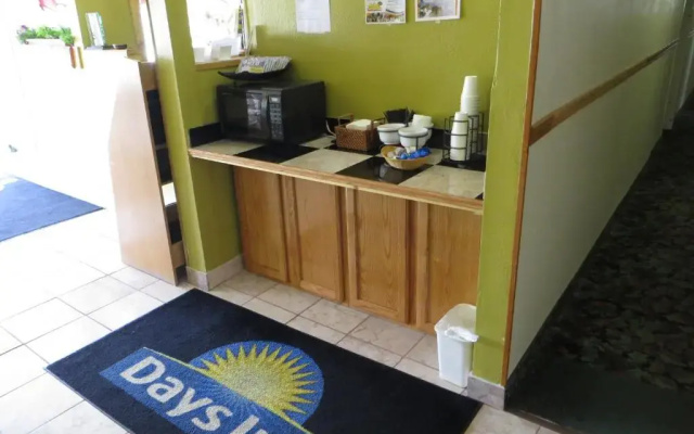 Days Inn Custer