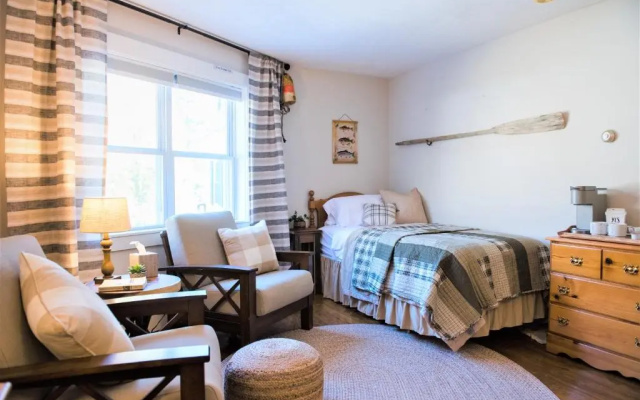 Inn On Golden Pond