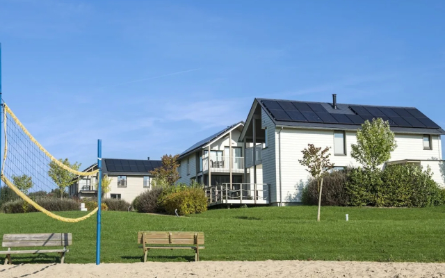 Comfortable Villa With Stove, Located in a Lake Area - фото 4