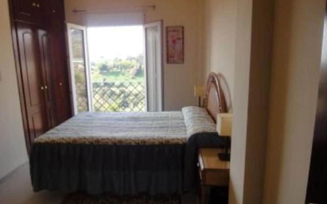 Malaga 101404 4 Bedroom Villa By Mo Rentals