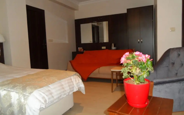 Tala Otel
