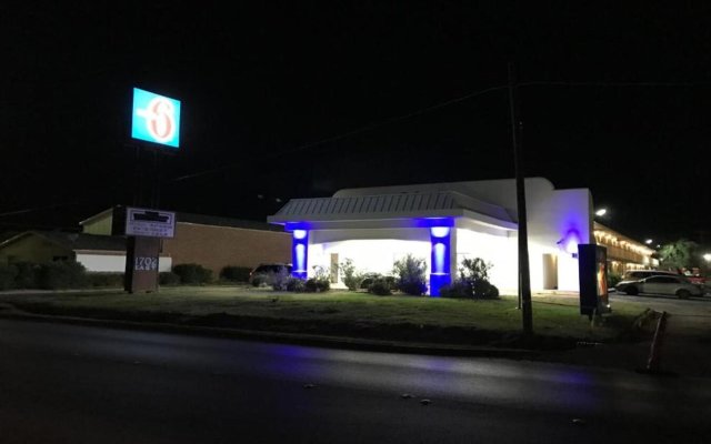 Motel 6 Abilene, TX