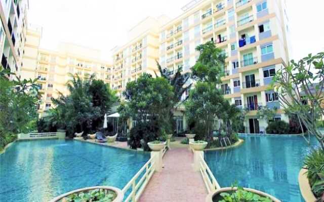 1 bed Condo With Direct Pool Access, Jomtien