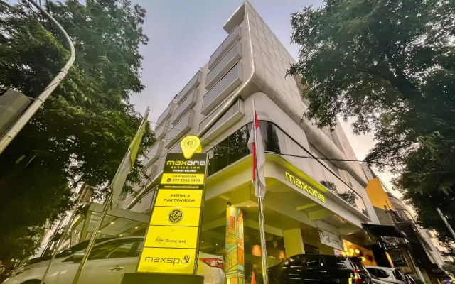 Neo Hotel Melawai