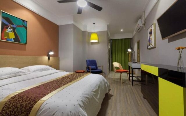 Hotel Eclair