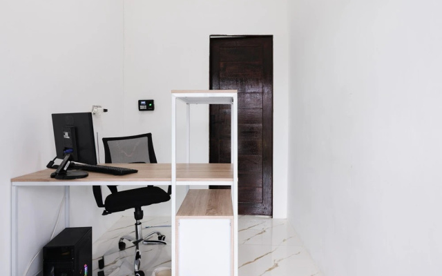 RedDoorz @ Raujan Guesthouse Syariah Banjarmasin – Guest Rooms – Banjarmasin