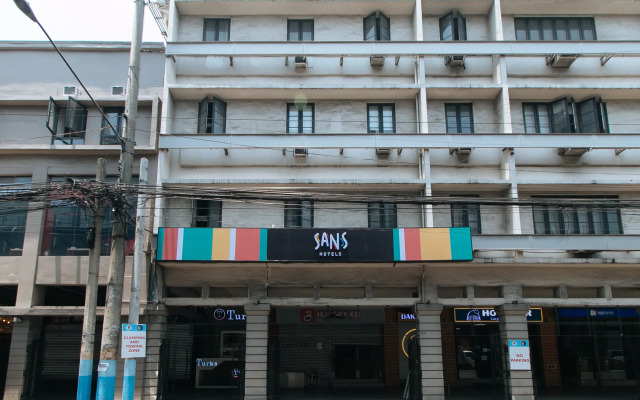 Sans Hotel Laperal Manila - Vaccinated Staff