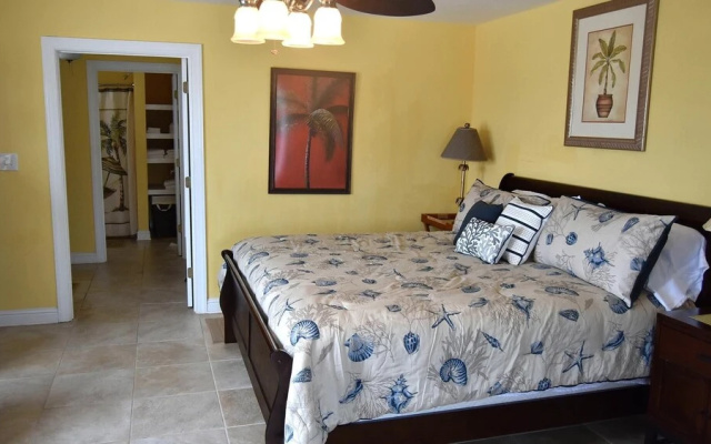 Knee Deep - 105 Shell Ct