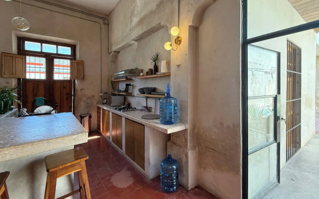 Casa con Piscina Nido Rosa
