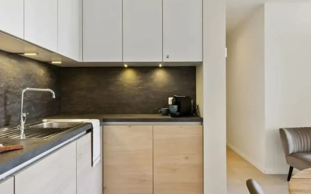 Apartment With Natural Swimming Pool