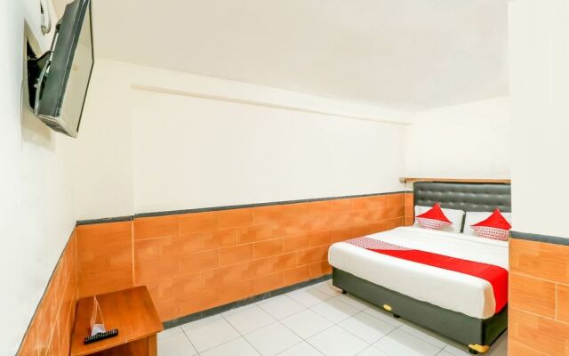 OYO 2580 Hotel Puri Royan
