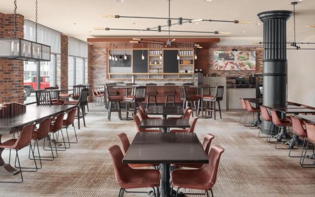 Courtyard Portland Downtown/Waterfront