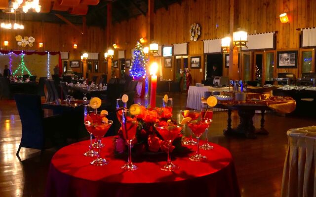 Royal Nadi Resort