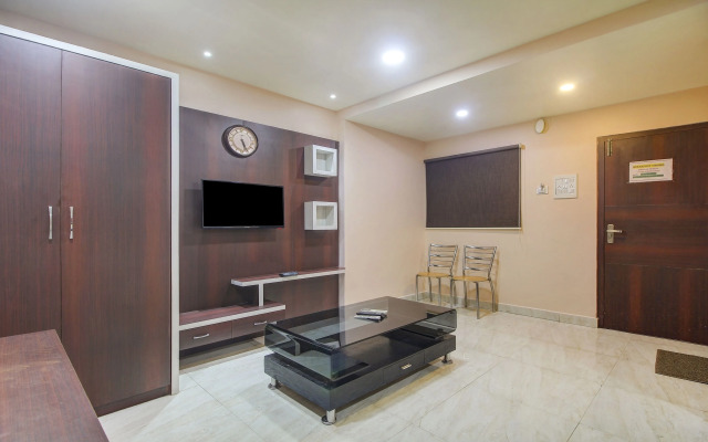 Itsy by Treebo - Golden Fiesta