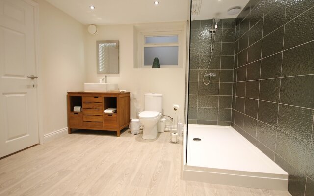 Andover House Hotel & Restaurant - Adults only