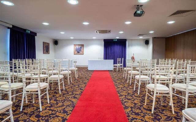 Holiday Inn Newcastle South by IHG