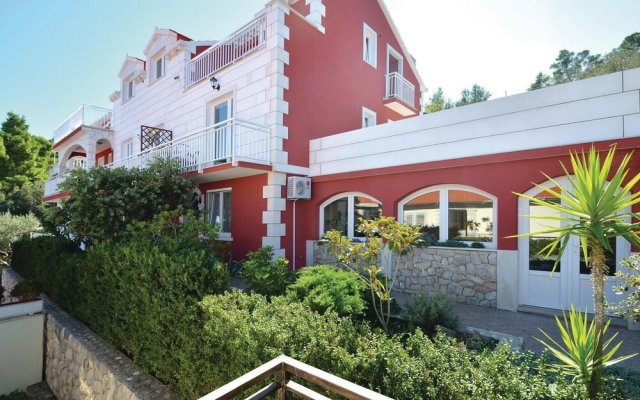 Nice Home in Prigradica With Wifi and 2 Bedrooms