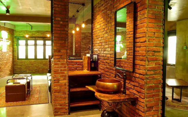 Urban Hotel